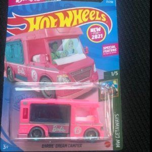 Hot Wheels Barbie Dream Canper 2021